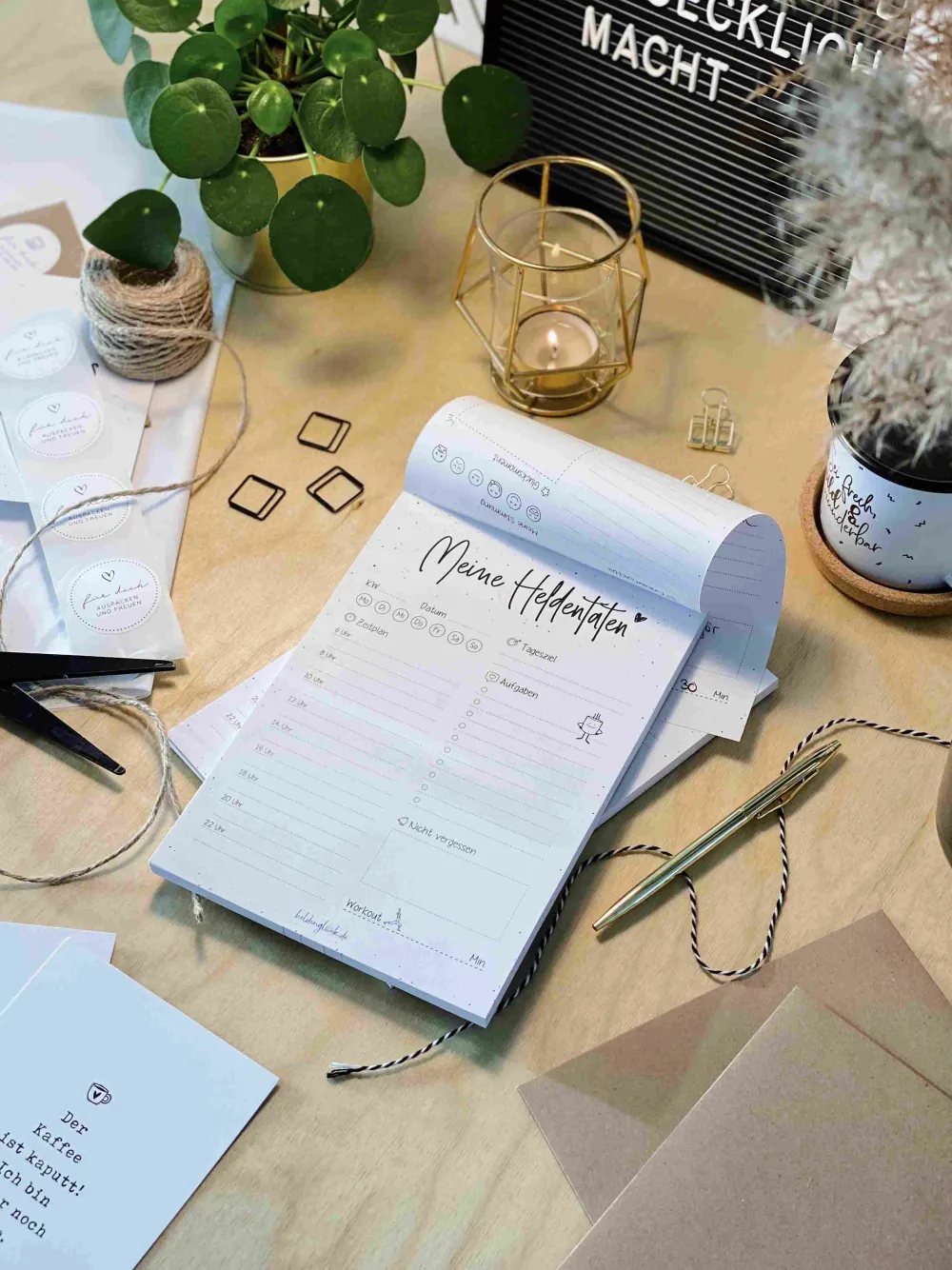 hg_notizblock_heldentaten_1.webp Heldenglück HG Notizblock Heldentaten- Lovely Stuff