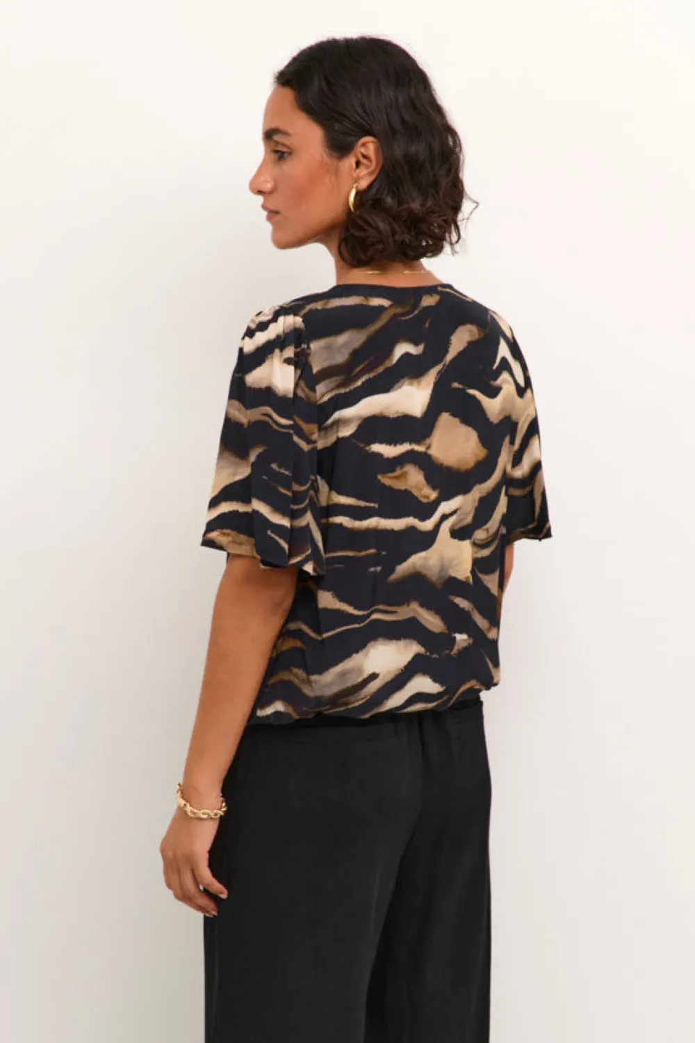 kalaila_blouse_brown_tige_4.webp Kaffee KALaila Blouse Brown Tiger Print- Shirts & Blusen