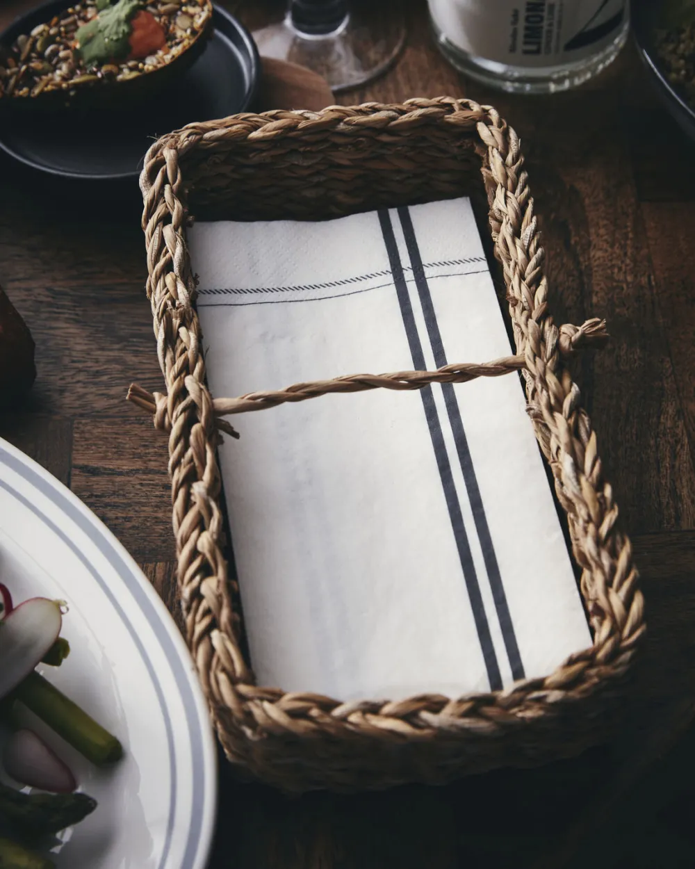 korb_naba_1-1.webp Nicolas Vahe Korb, Naba- Küche & Gedeckter Tisch