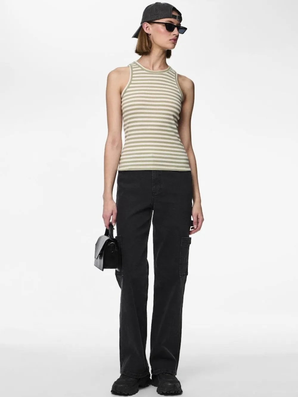 pcruka_boxer_tank_top_tea_3.webp Pieces PCRuka Boxer Tank Top Tea Cloud Dancer- T-shirts & Tops