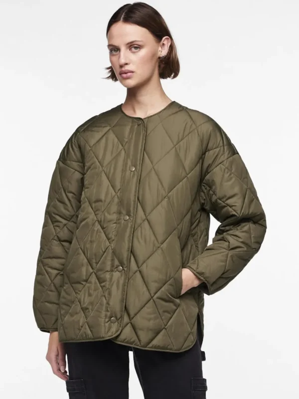 Pieces PCStella Quilted Jacket- Mäntel & Jacken