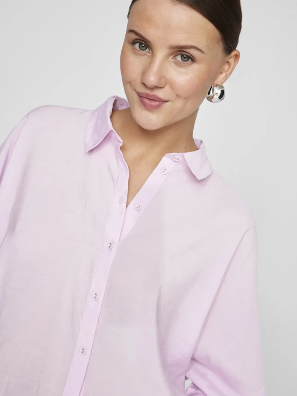 viaspyn__loose_shirt_wins_3.webp Vila Viaspyn 3/4 Loose Shirt Winsome Orchid- Shirts & Blusen