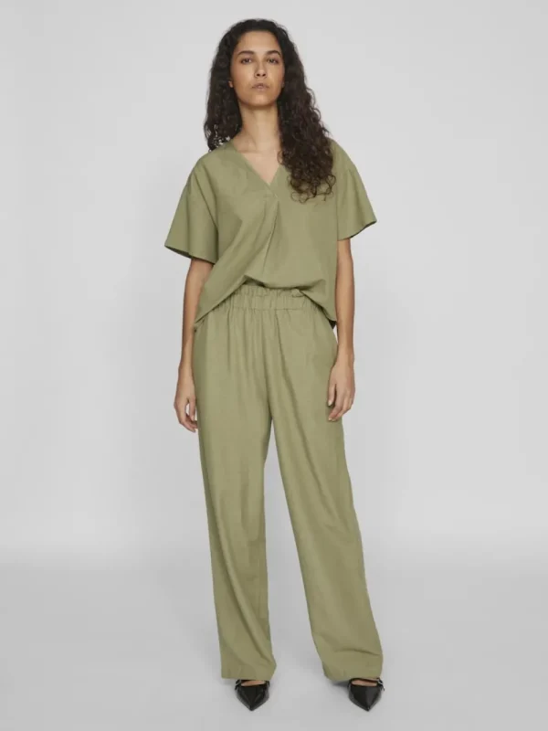 Vila VIPrisilla V-Neck Top Oil Green- T-shirts & Tops